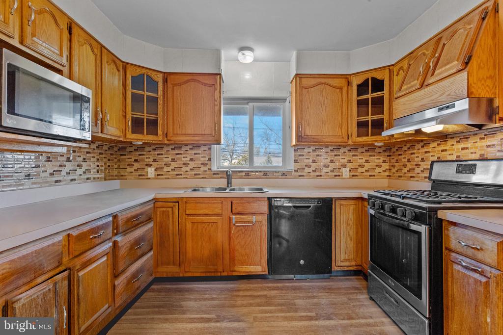 1419 State Highway 33