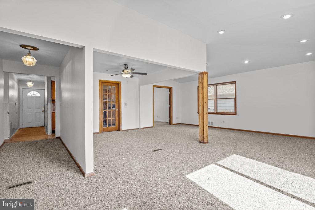 1419 State Highway 33