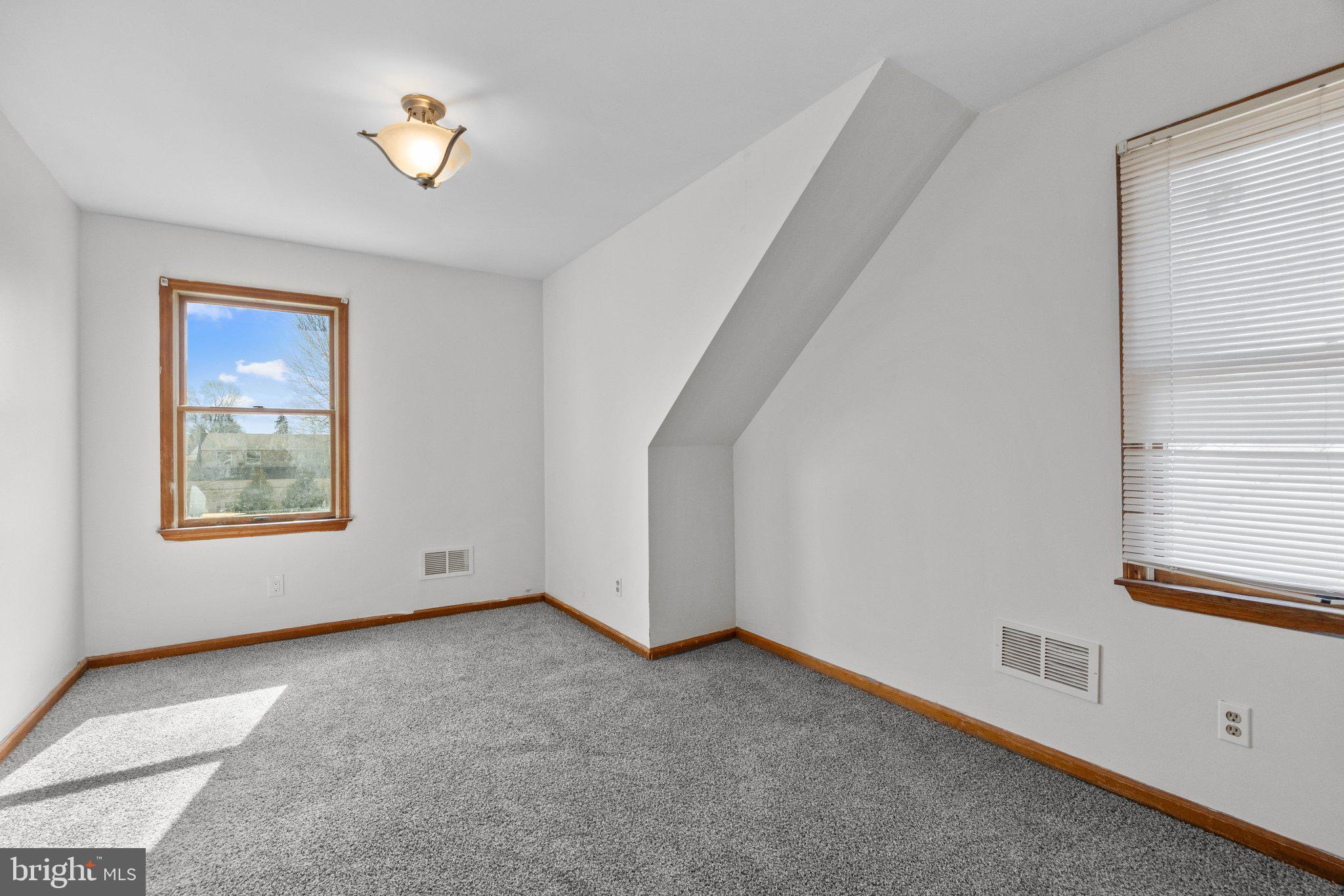 1419 State Highway 33