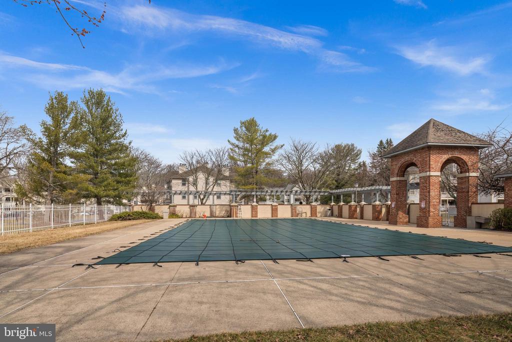 109 Wrangel Ct #3