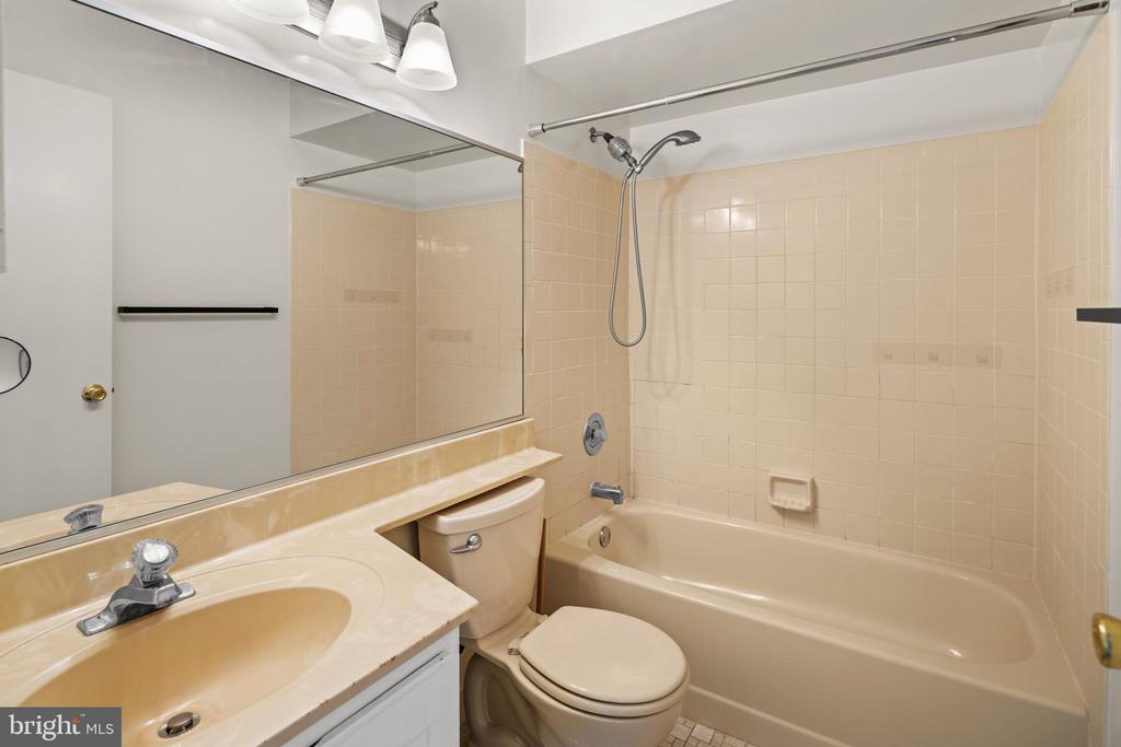 109 Wrangel Ct #3
