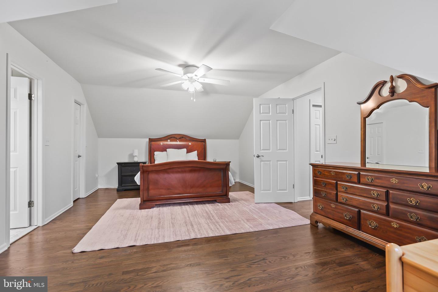 39 Laurel Wood