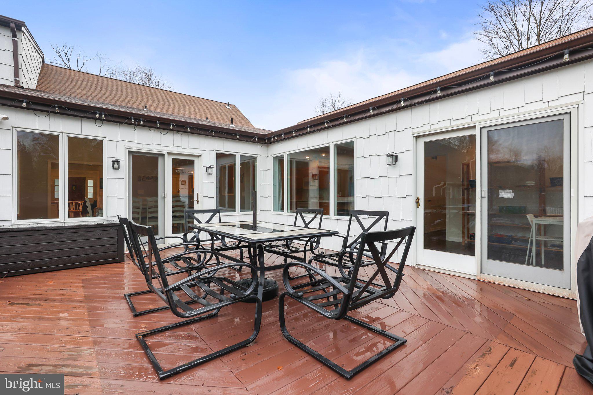 39 Laurel Wood