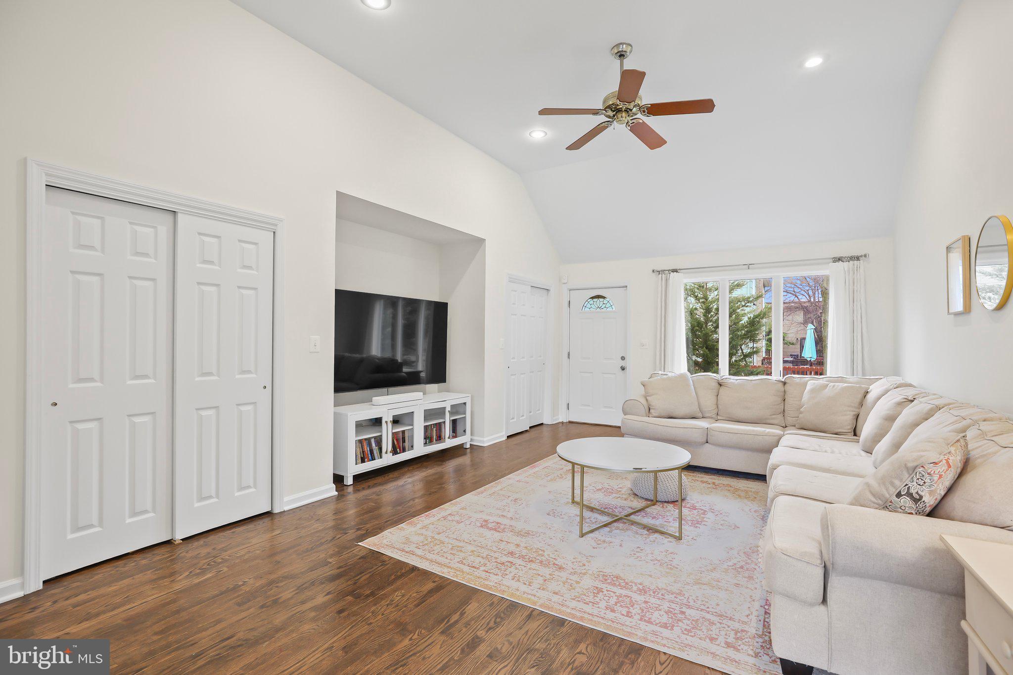 39 Laurel Wood