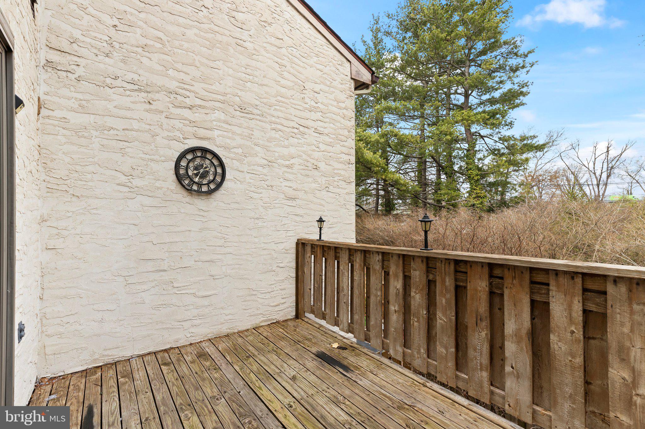 47 Woodmont