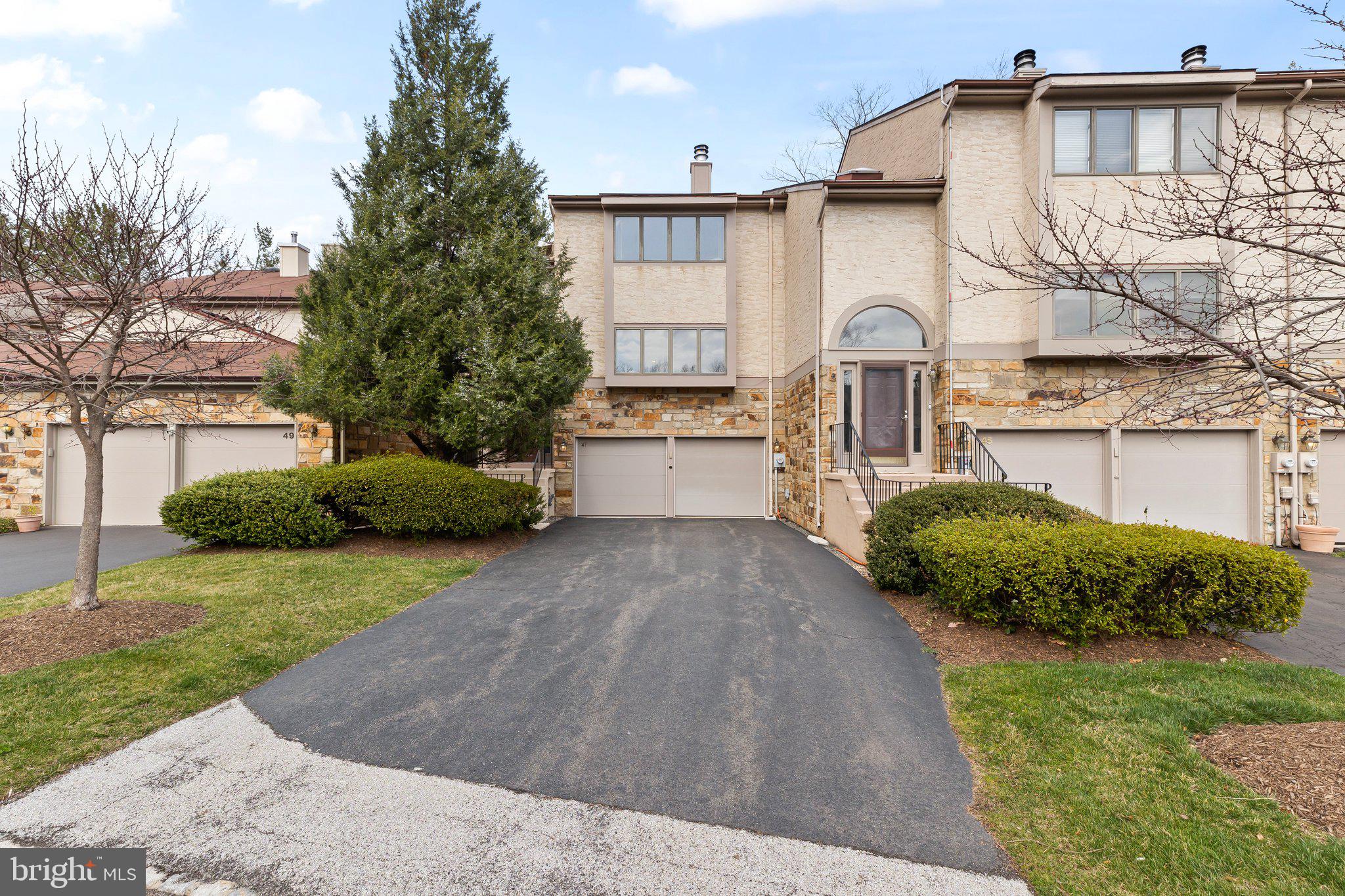47 Woodmont