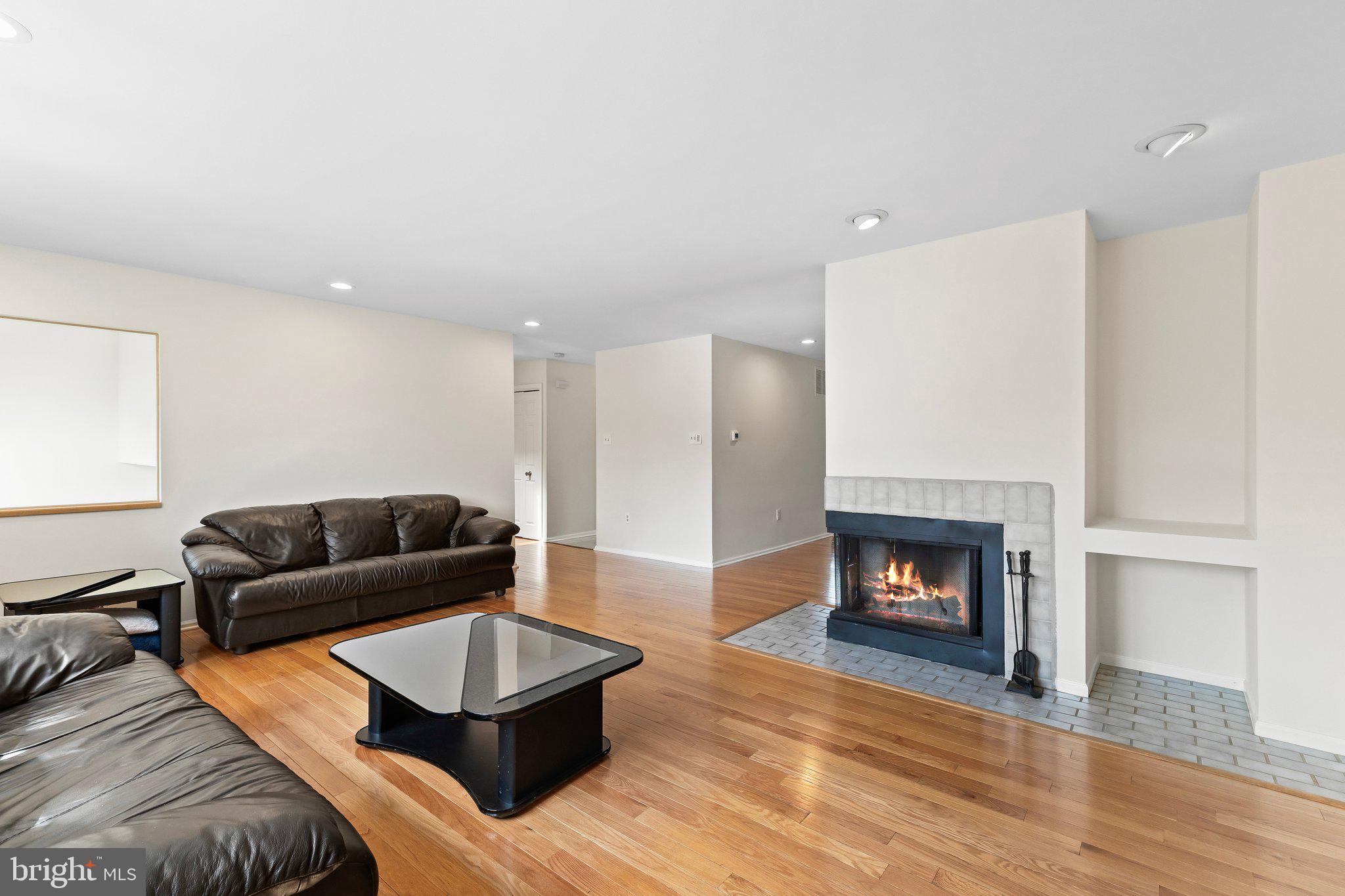 47 Woodmont