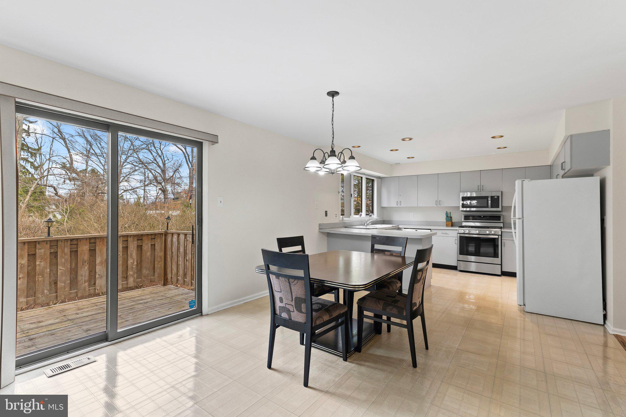 47 Woodmont