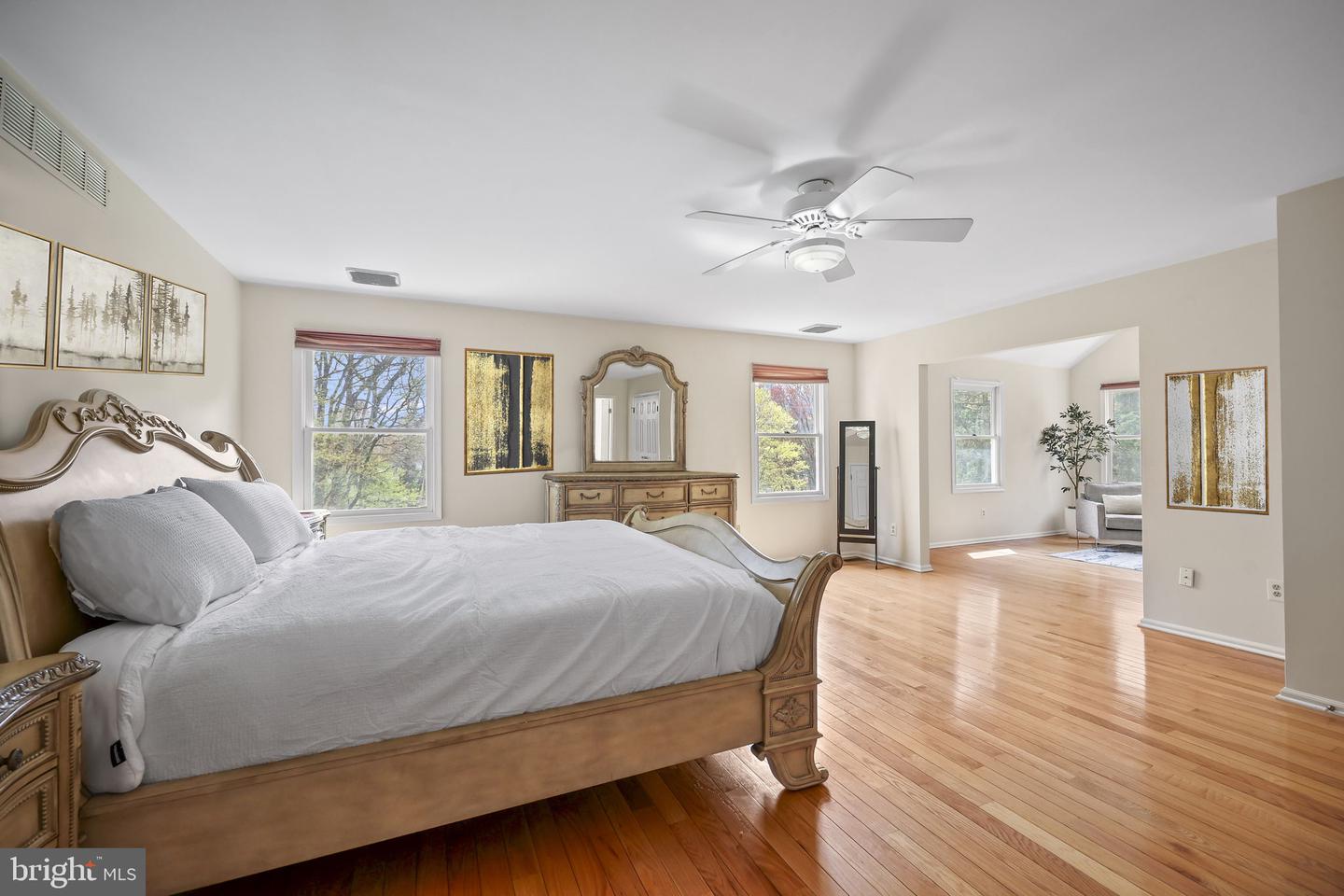 12 Woodland Ct