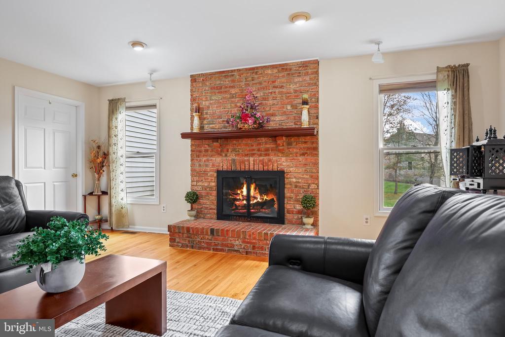 12 Woodland Ct