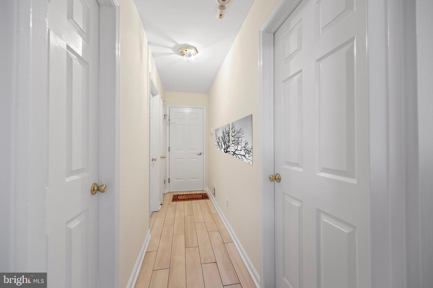 12 Woodland Ct