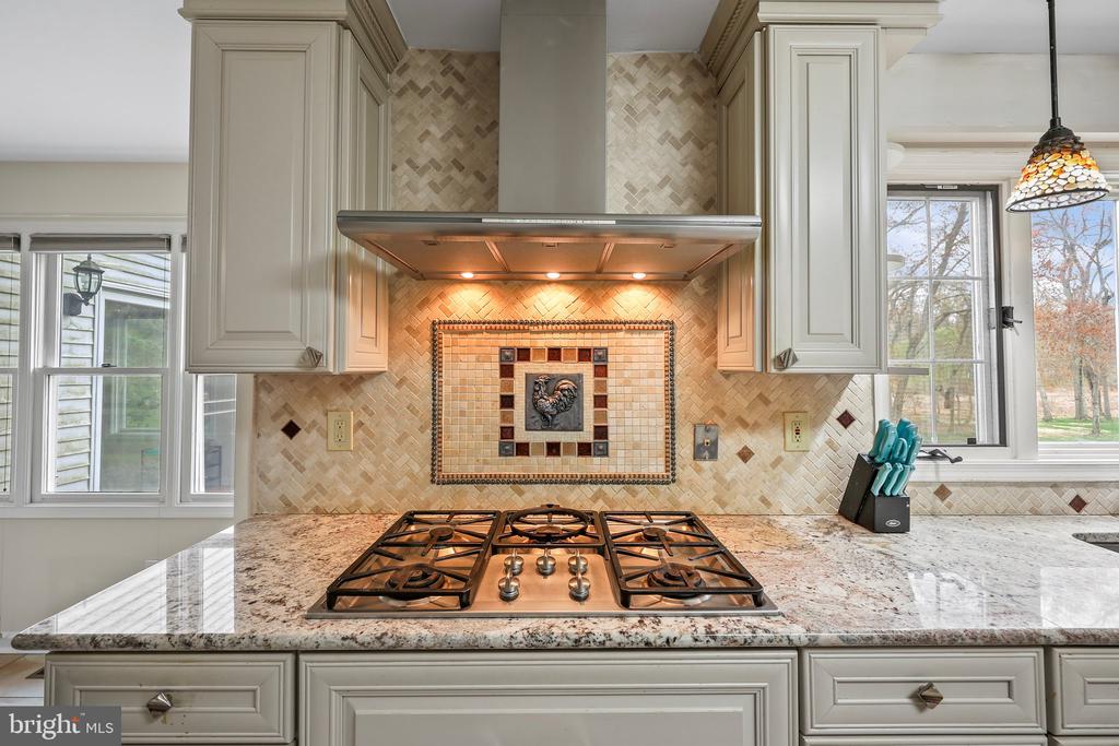 12 Woodland Ct