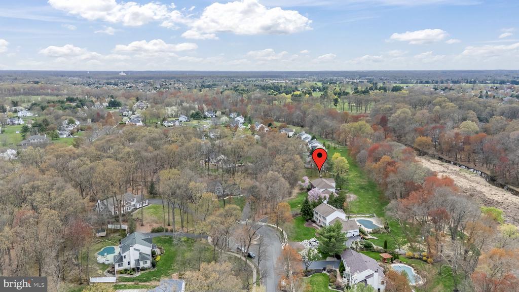 12 Woodland Ct