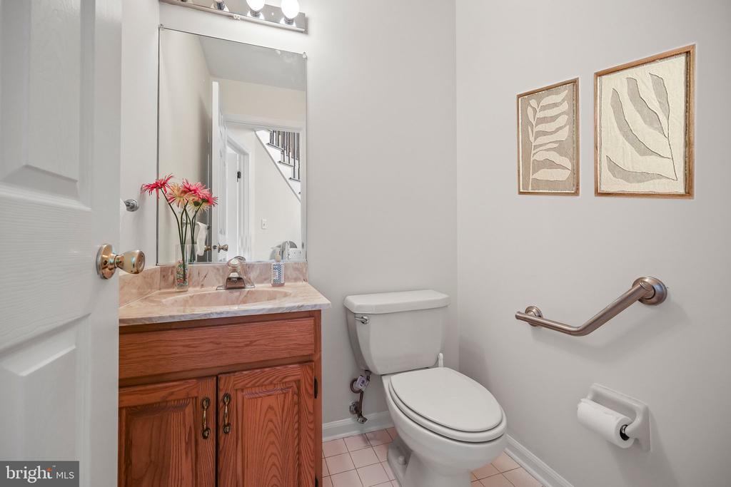 12 Woodland Ct