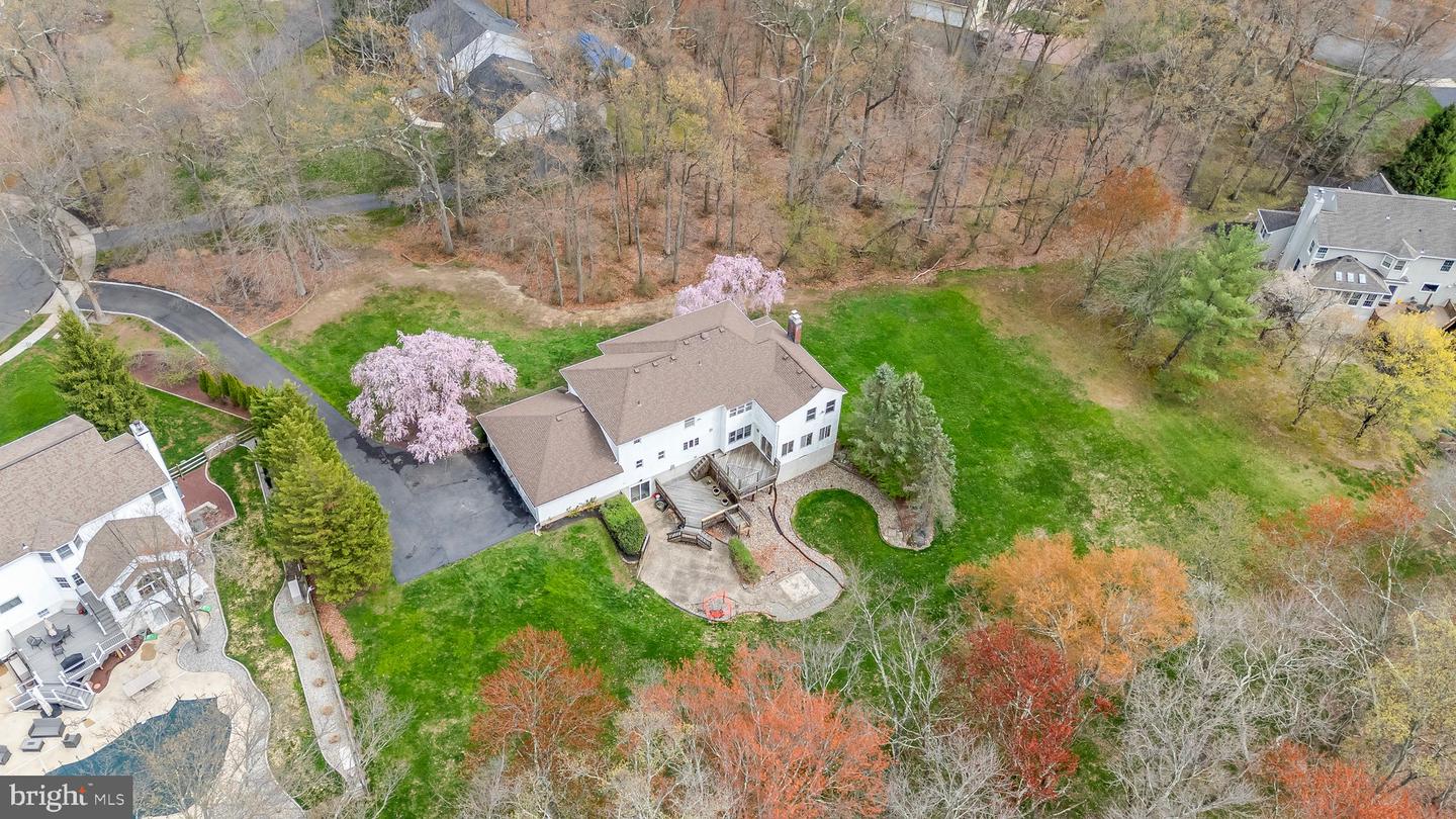 12 Woodland Ct