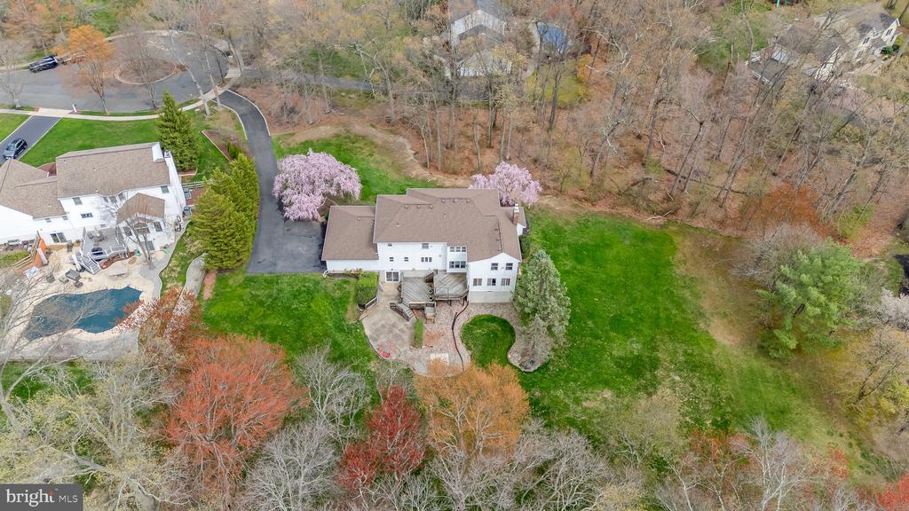 12 Woodland Ct