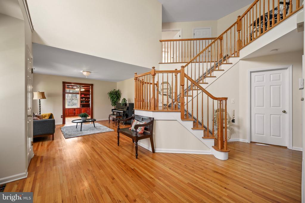 12 Woodland Ct
