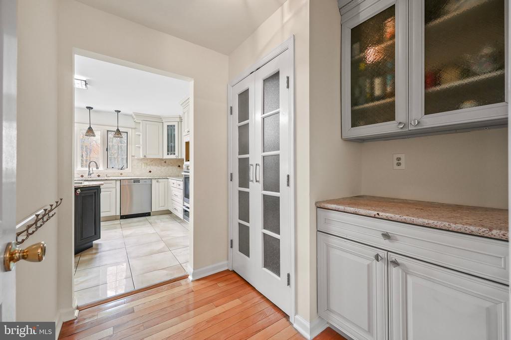 12 Woodland Ct