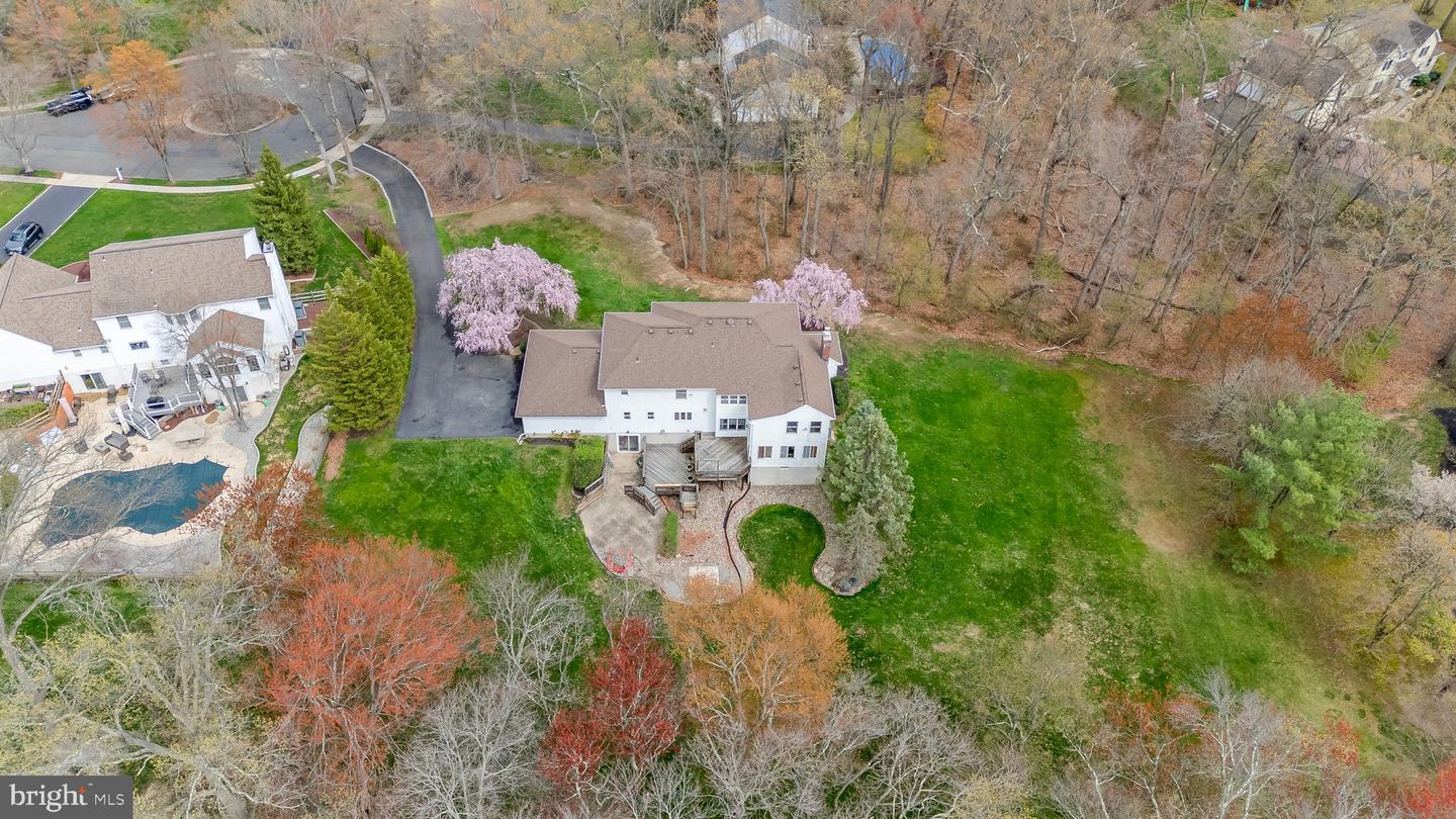 12 Woodland Ct