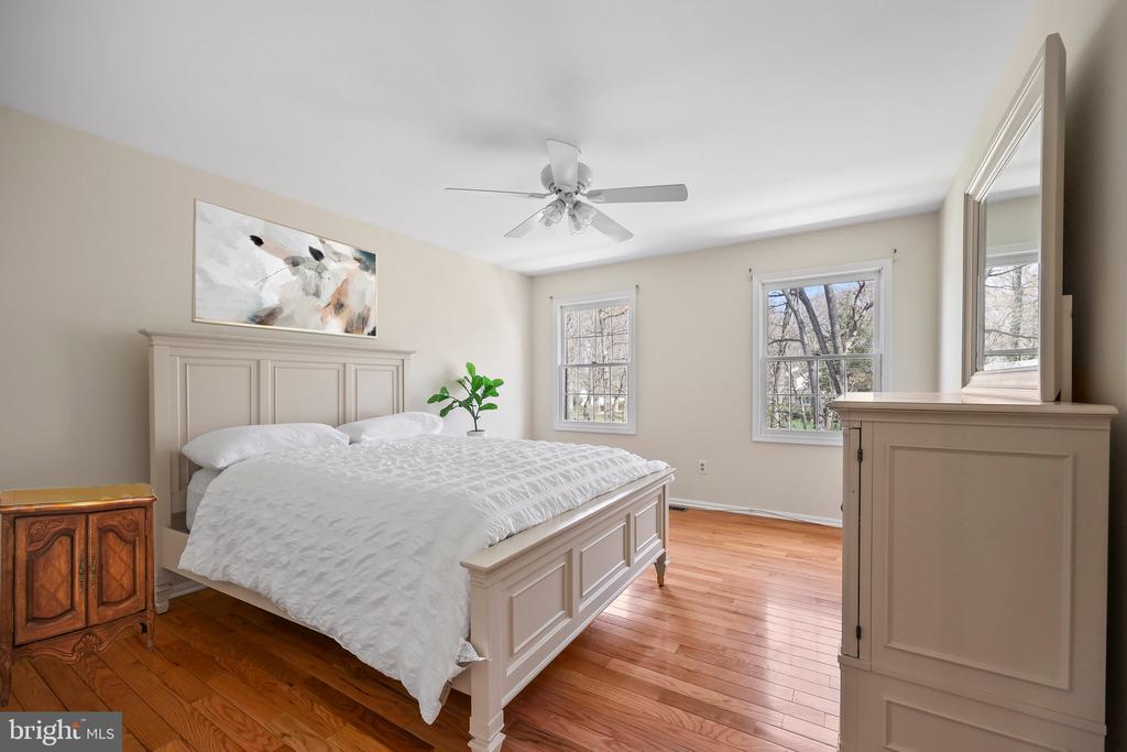 12 Woodland Ct
