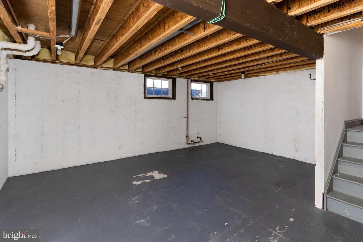 124 BURNET CRES