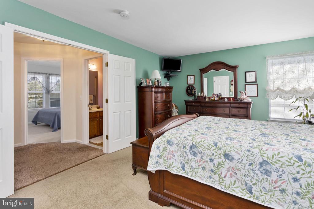 14 Strathmore Way