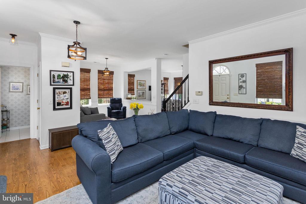 14 Strathmore Way