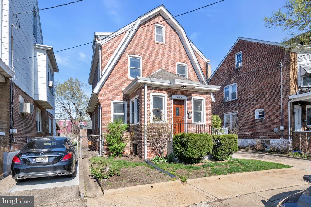 1064 Revere Ave