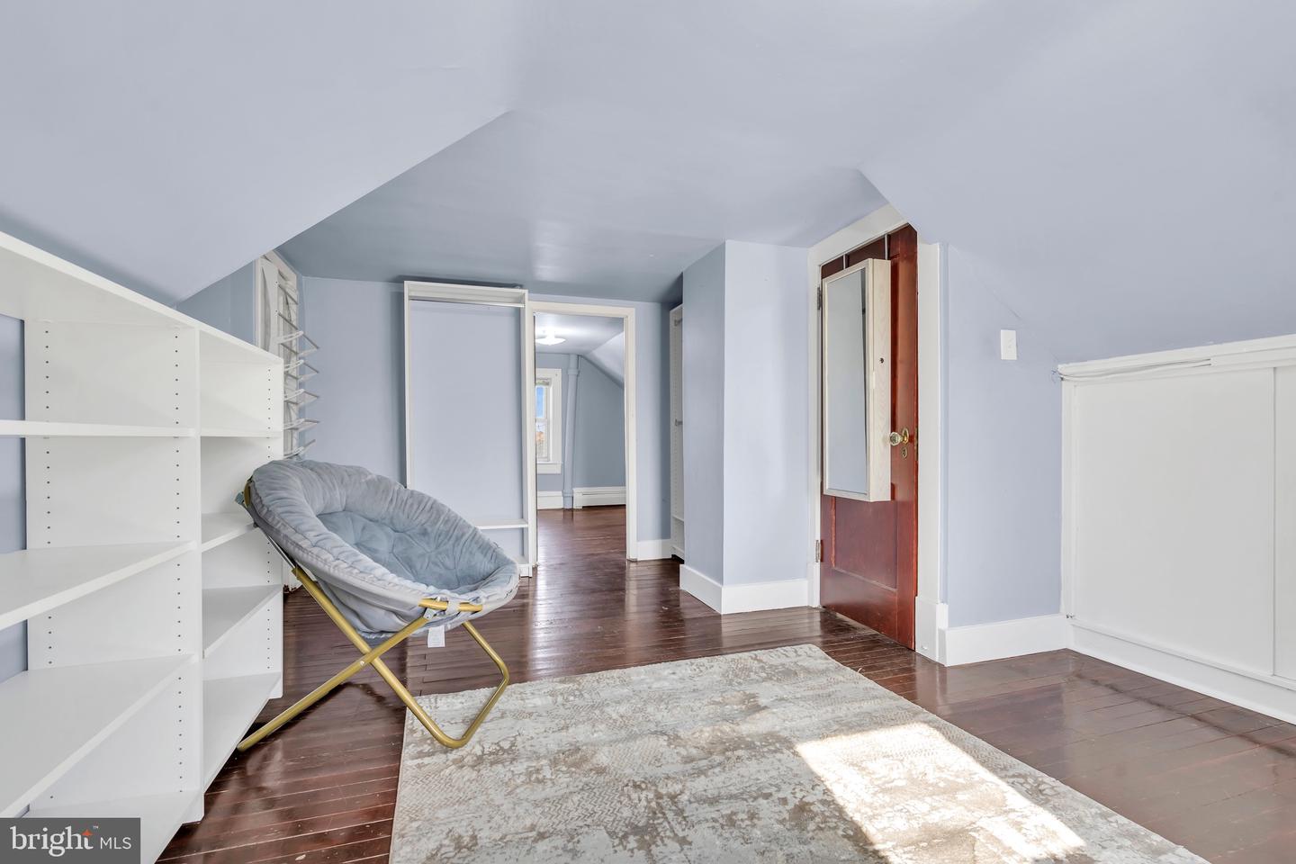 1064 Revere Ave