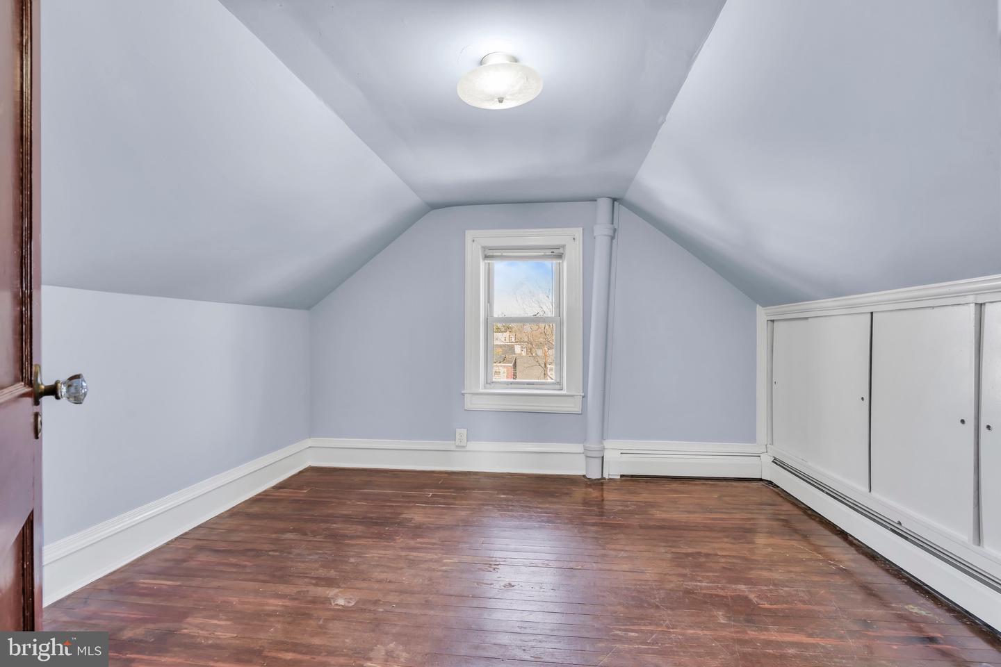 1064 Revere Ave