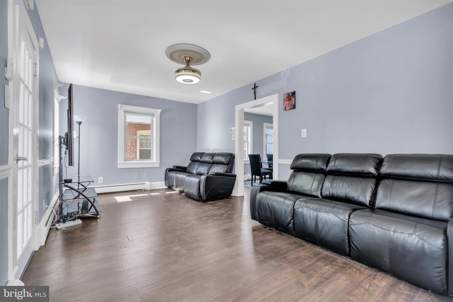 1064 Revere Ave