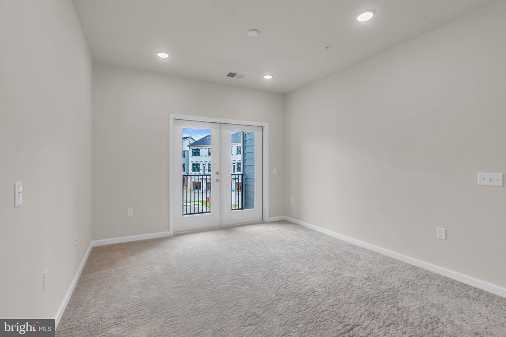 1 CULVERT DR #110