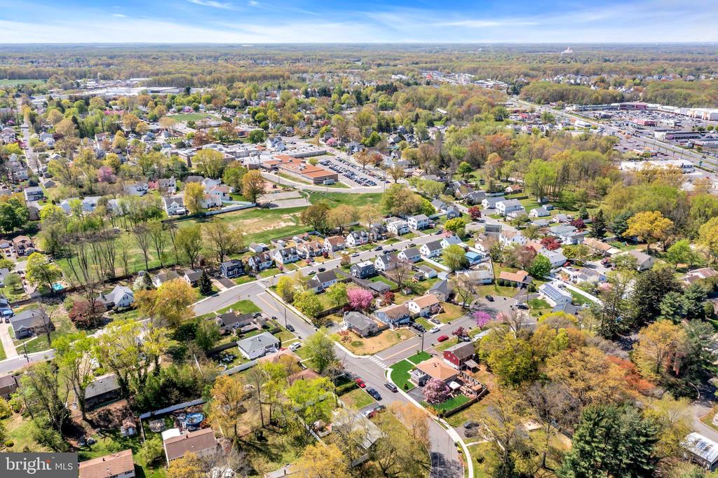 8 Rocky Brook Ct
