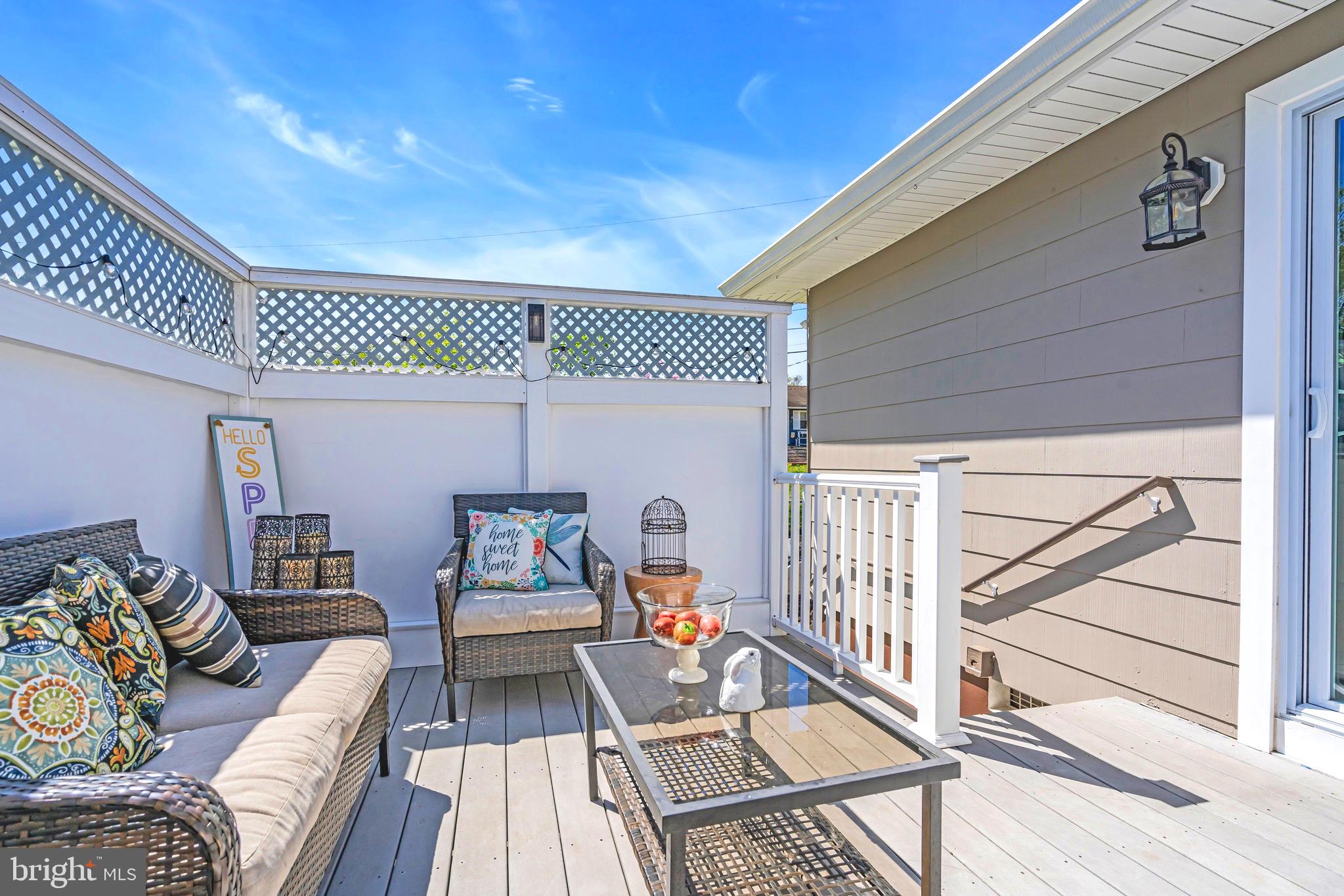 8 Rocky Brook Ct