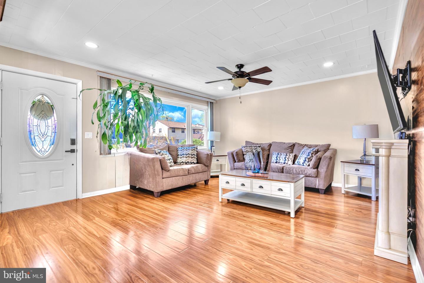 8 Rocky Brook Ct