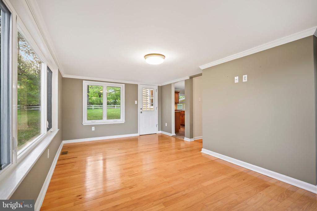 2115 Pennington