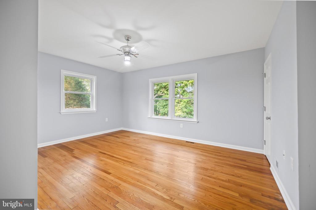 2115 Pennington