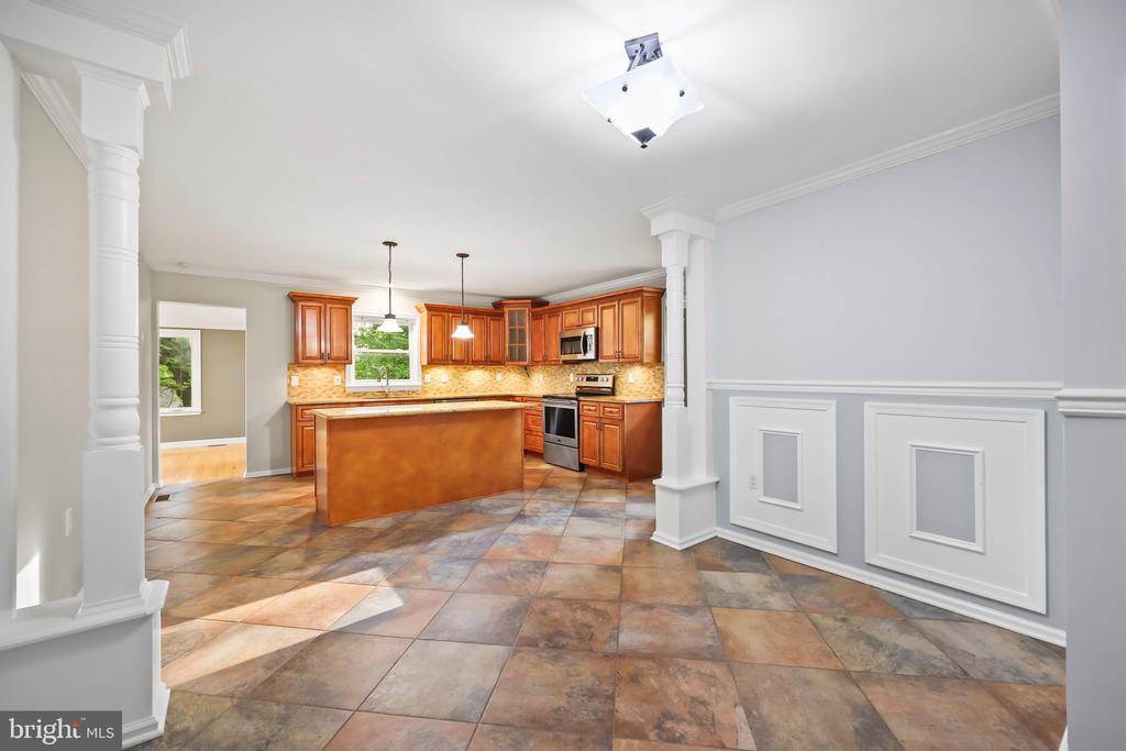 2115 Pennington