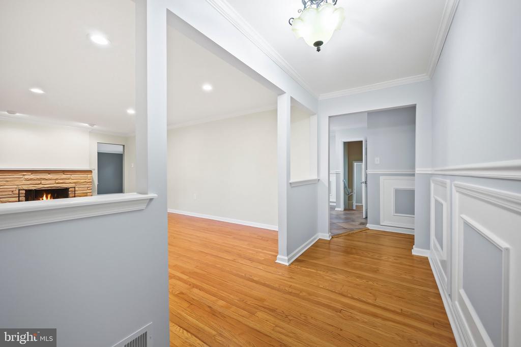 2115 Pennington
