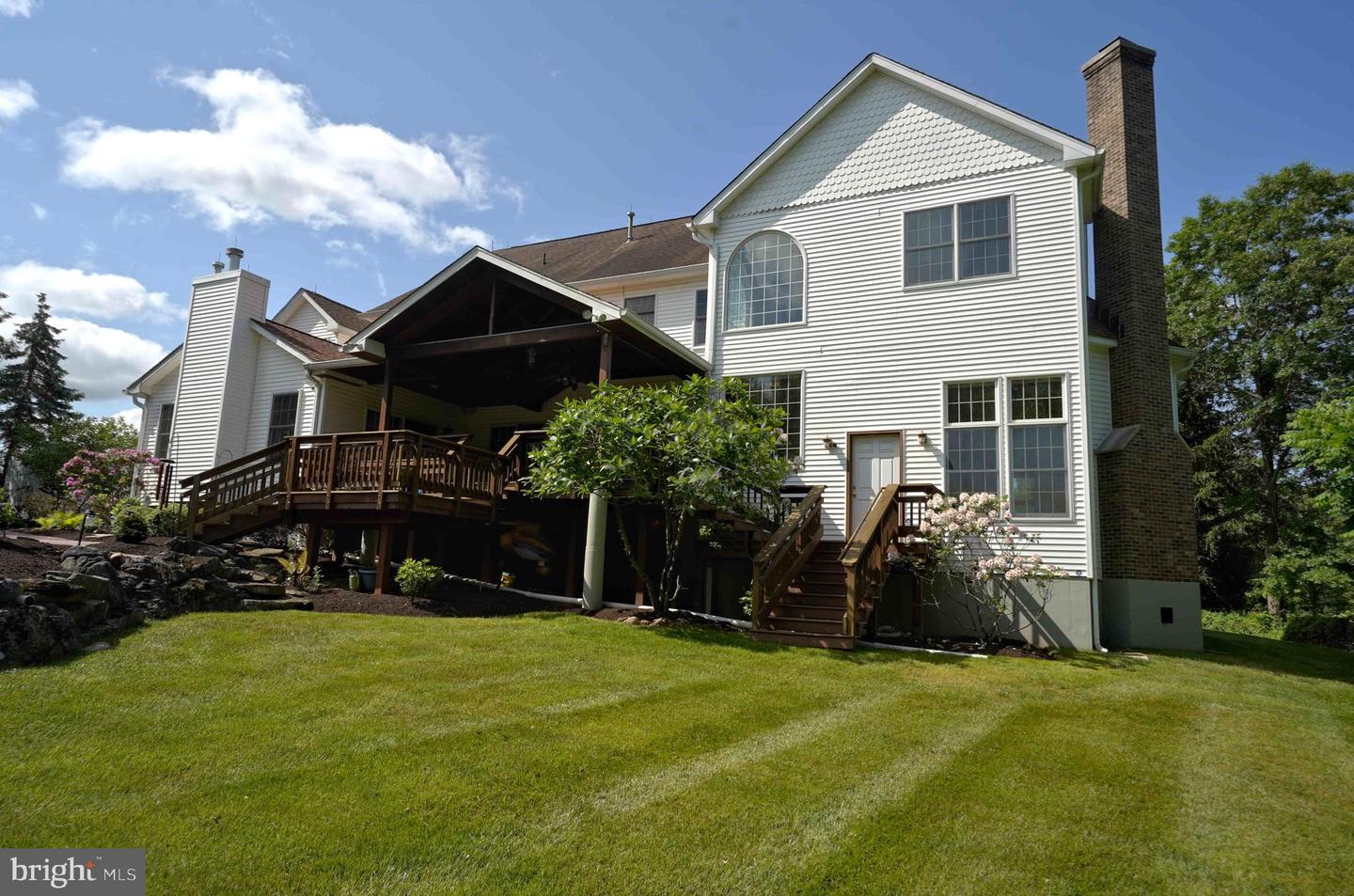 4 Chambers Farm Rd