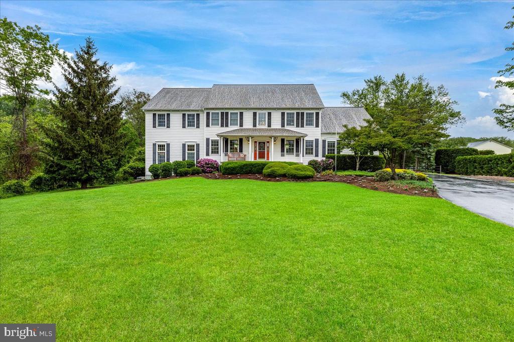 4 Chambers Farm Rd