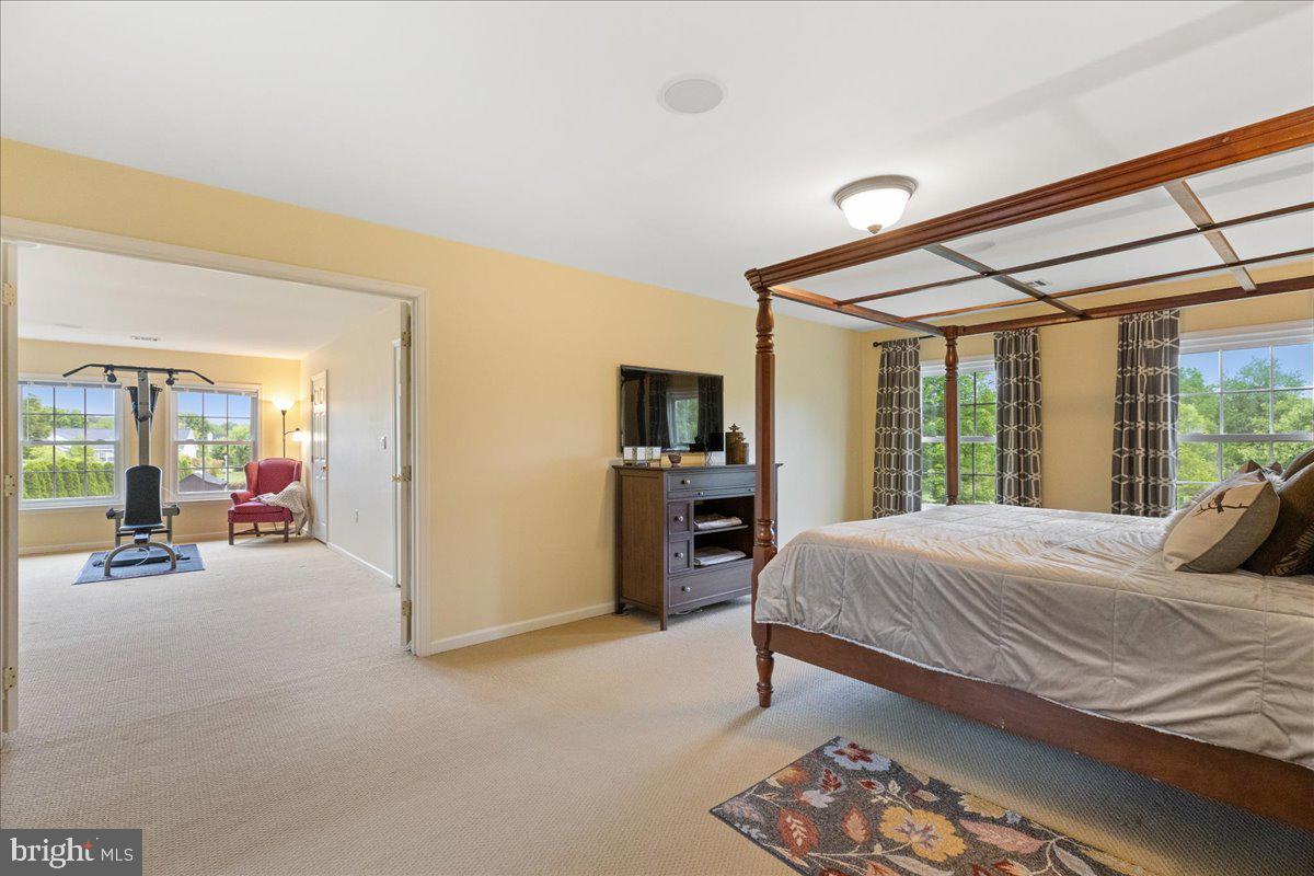 4 Chambers Farm Rd