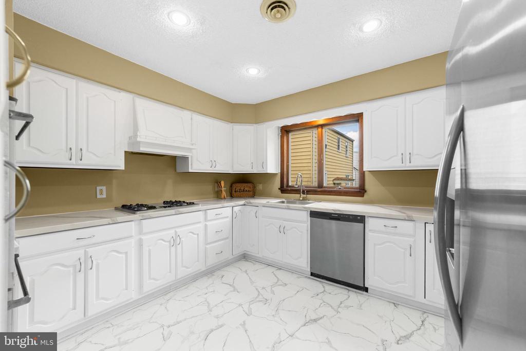2120 PRINCETON PIKE