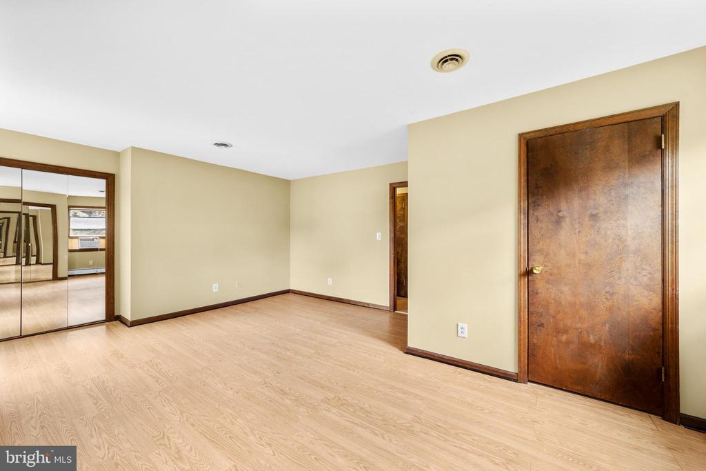 2120 PRINCETON PIKE