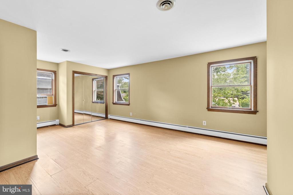 2120 PRINCETON PIKE