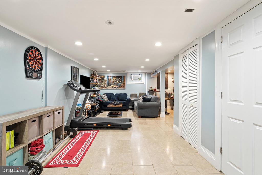 11 KENDALL ROAD