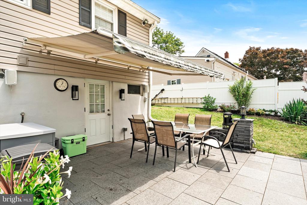 11 KENDALL ROAD
