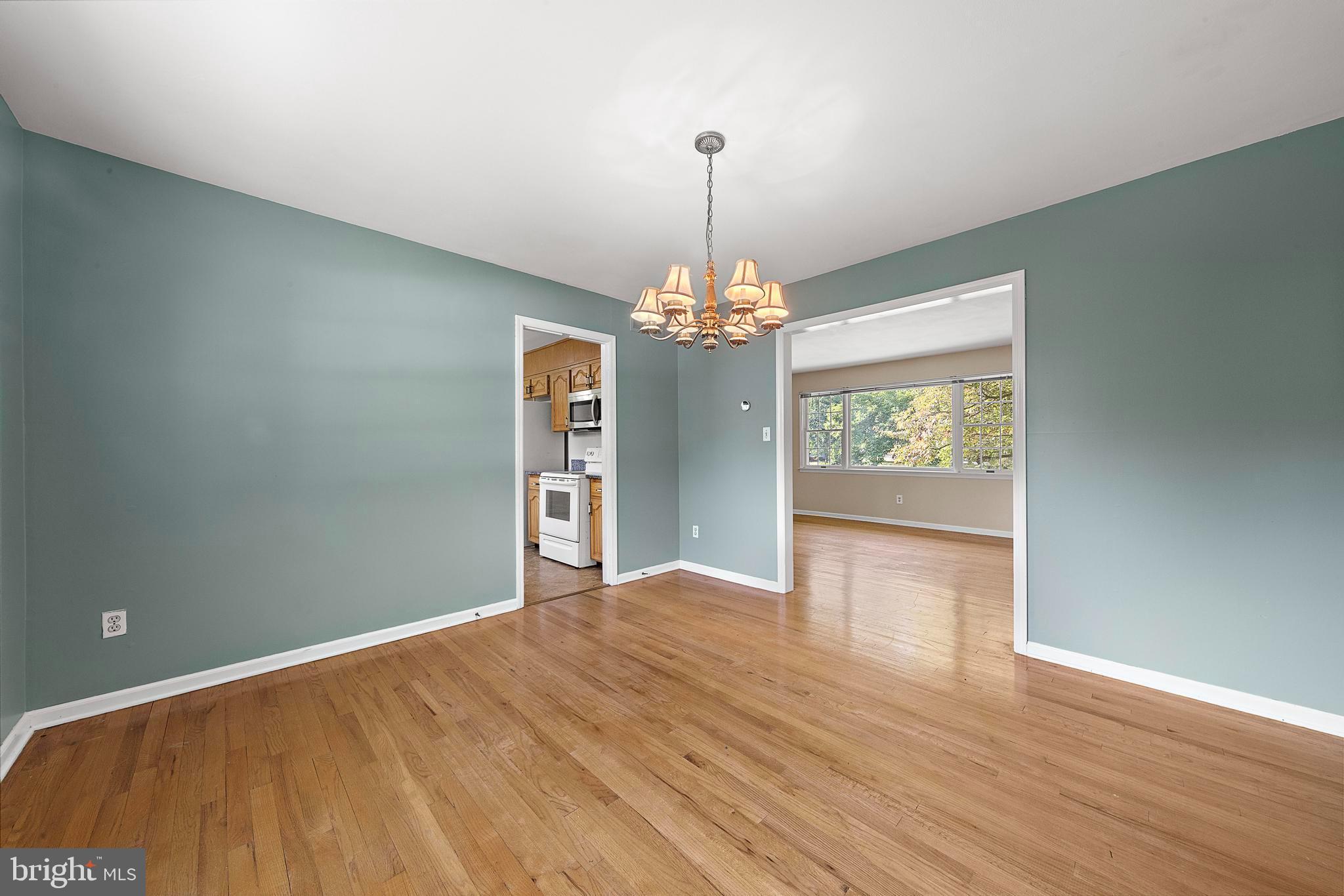 12 BERKSHIRE DRIVE