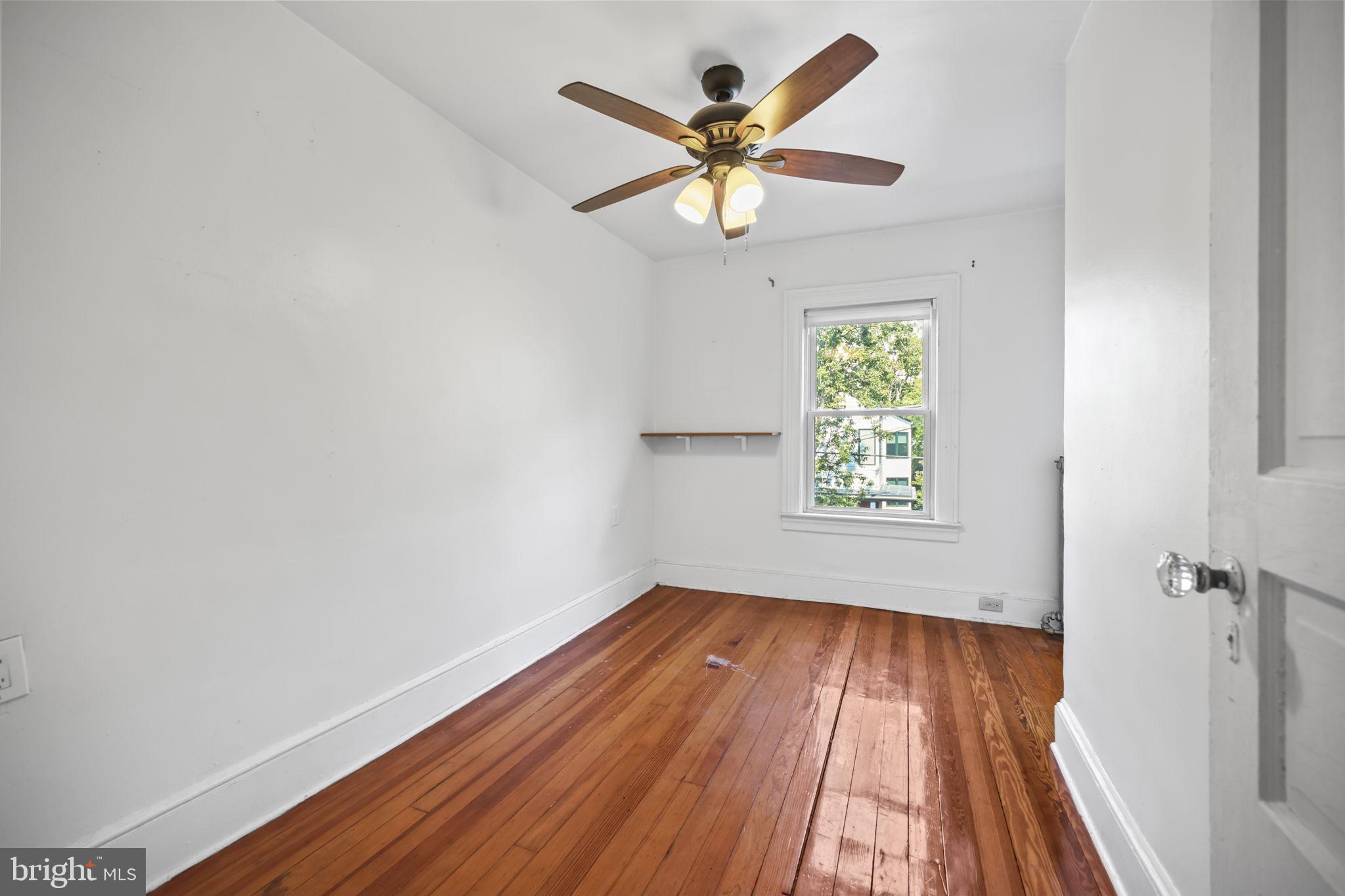 74 LEIGH AVENUE