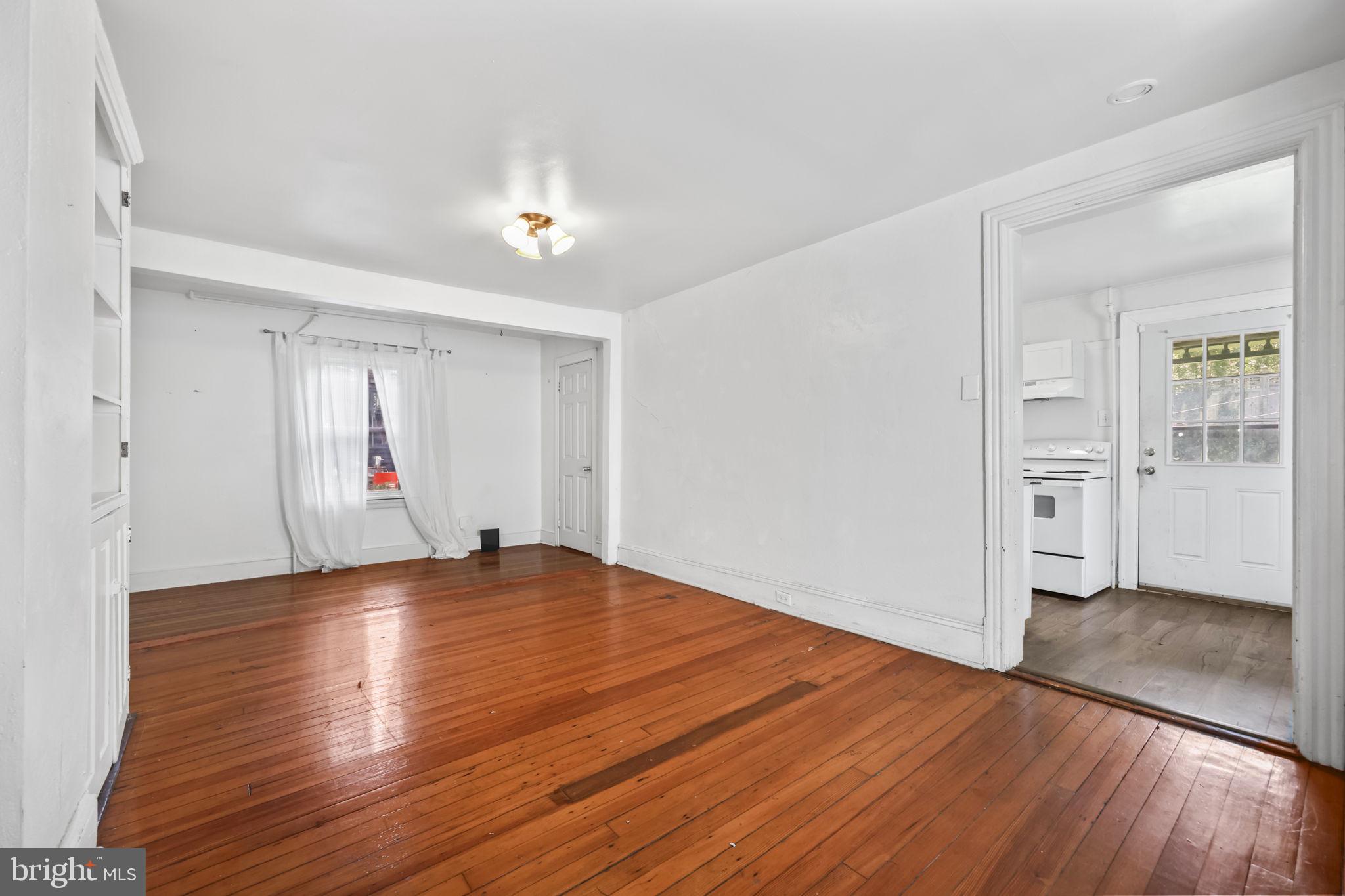 74 LEIGH AVENUE